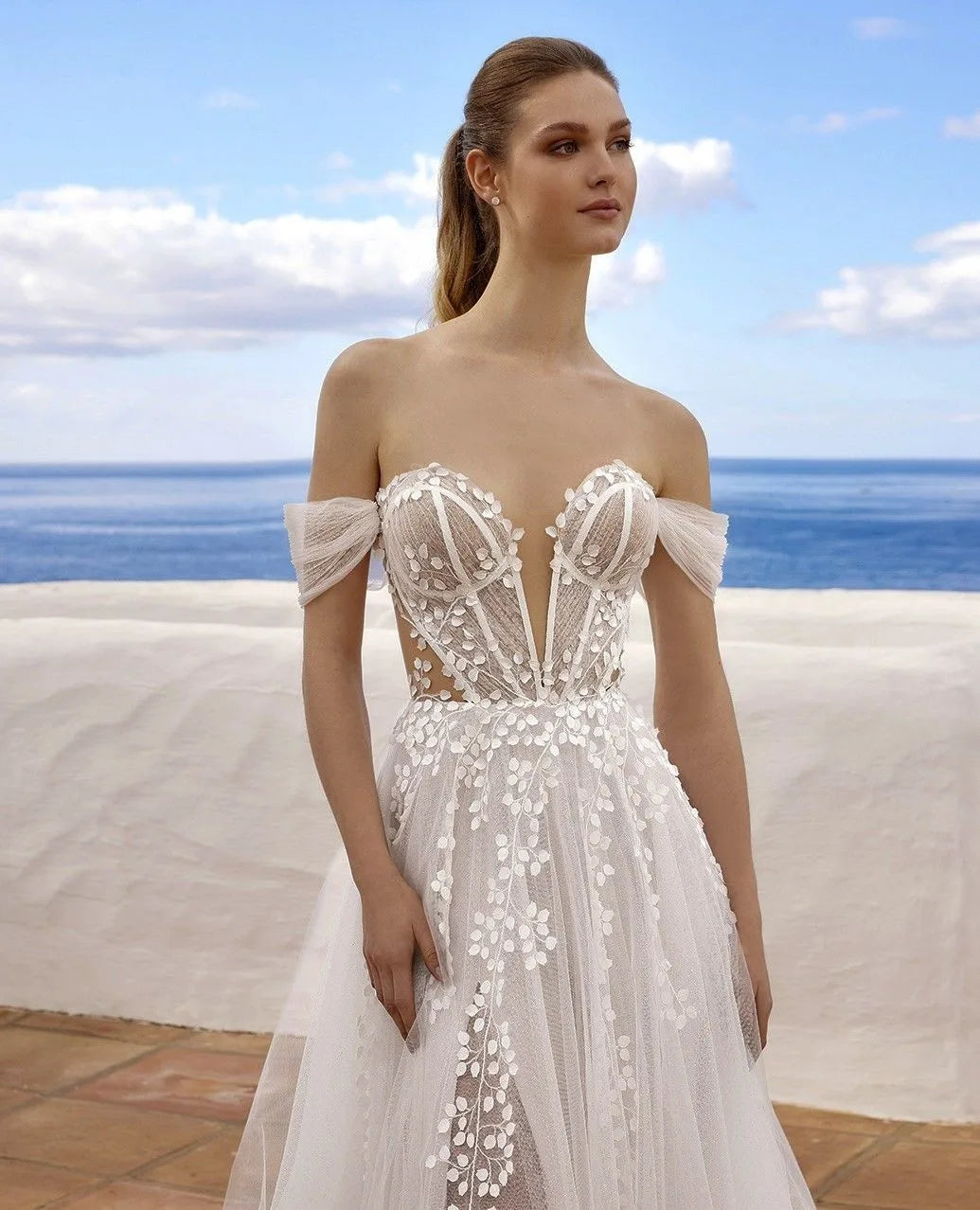 Robe de mariée haut dentelle transparente