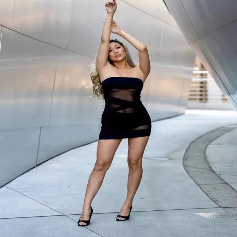 robe noire moulante et transparente