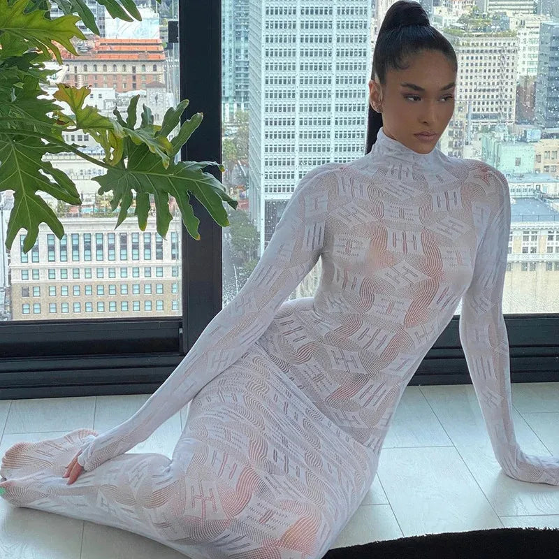Robe blanche moulante transparente sexy
