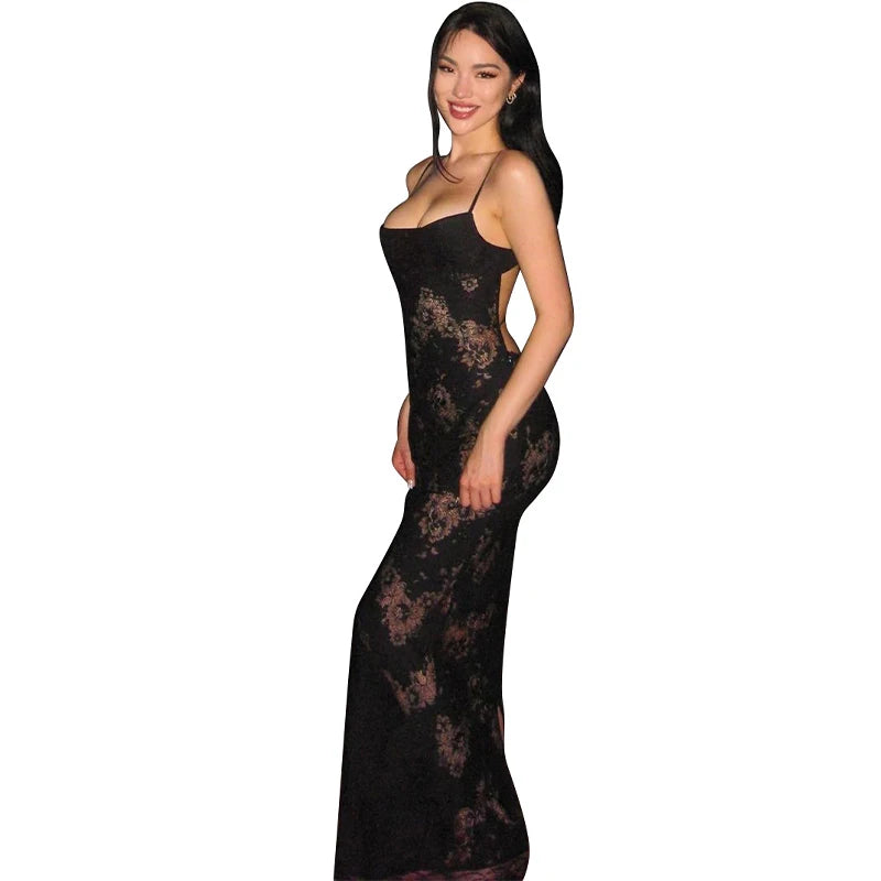 Robe transparente noire tulle