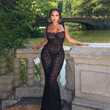 robe longue en dentelle noire transparente